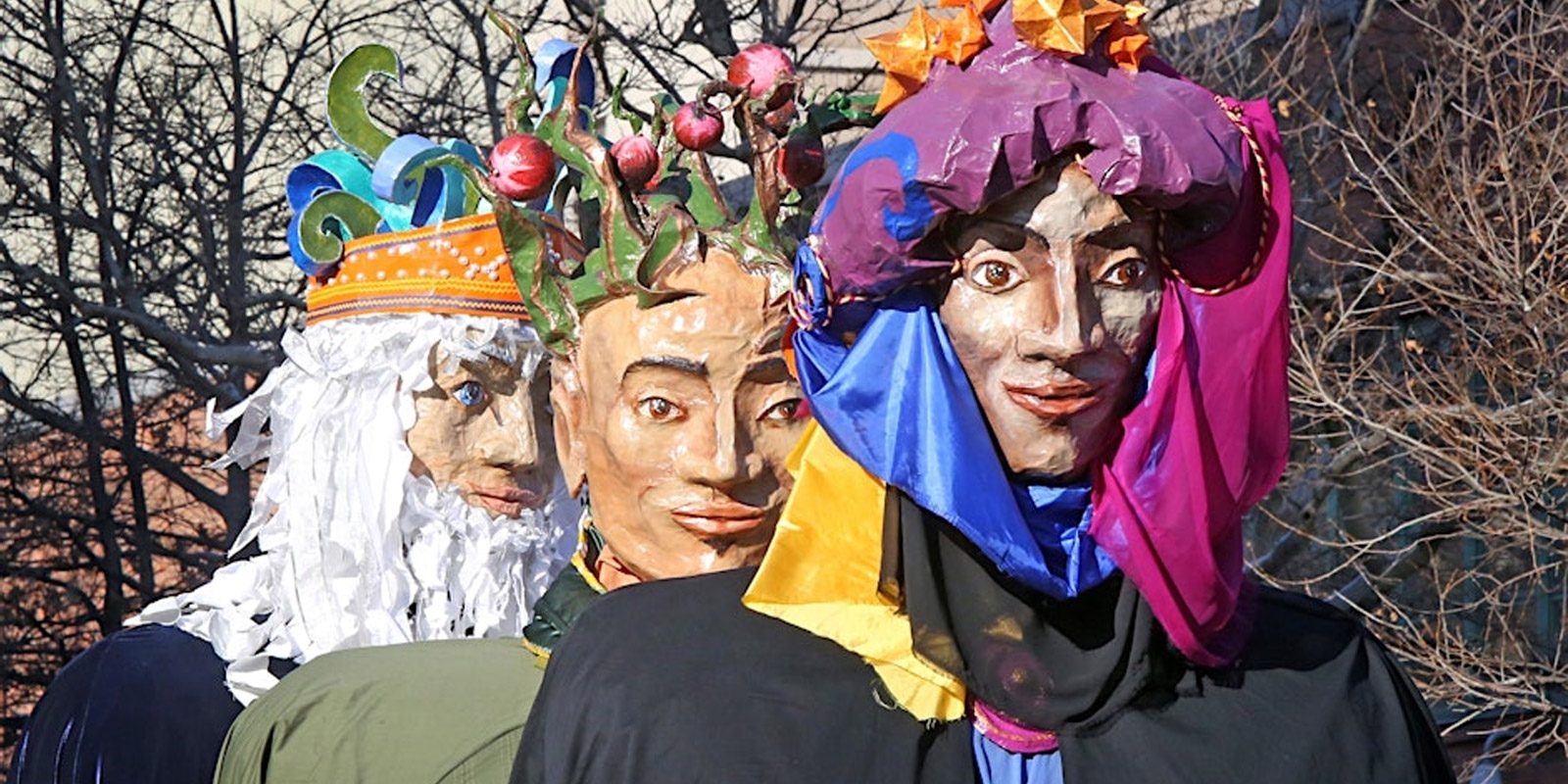 3 kings parade celebration